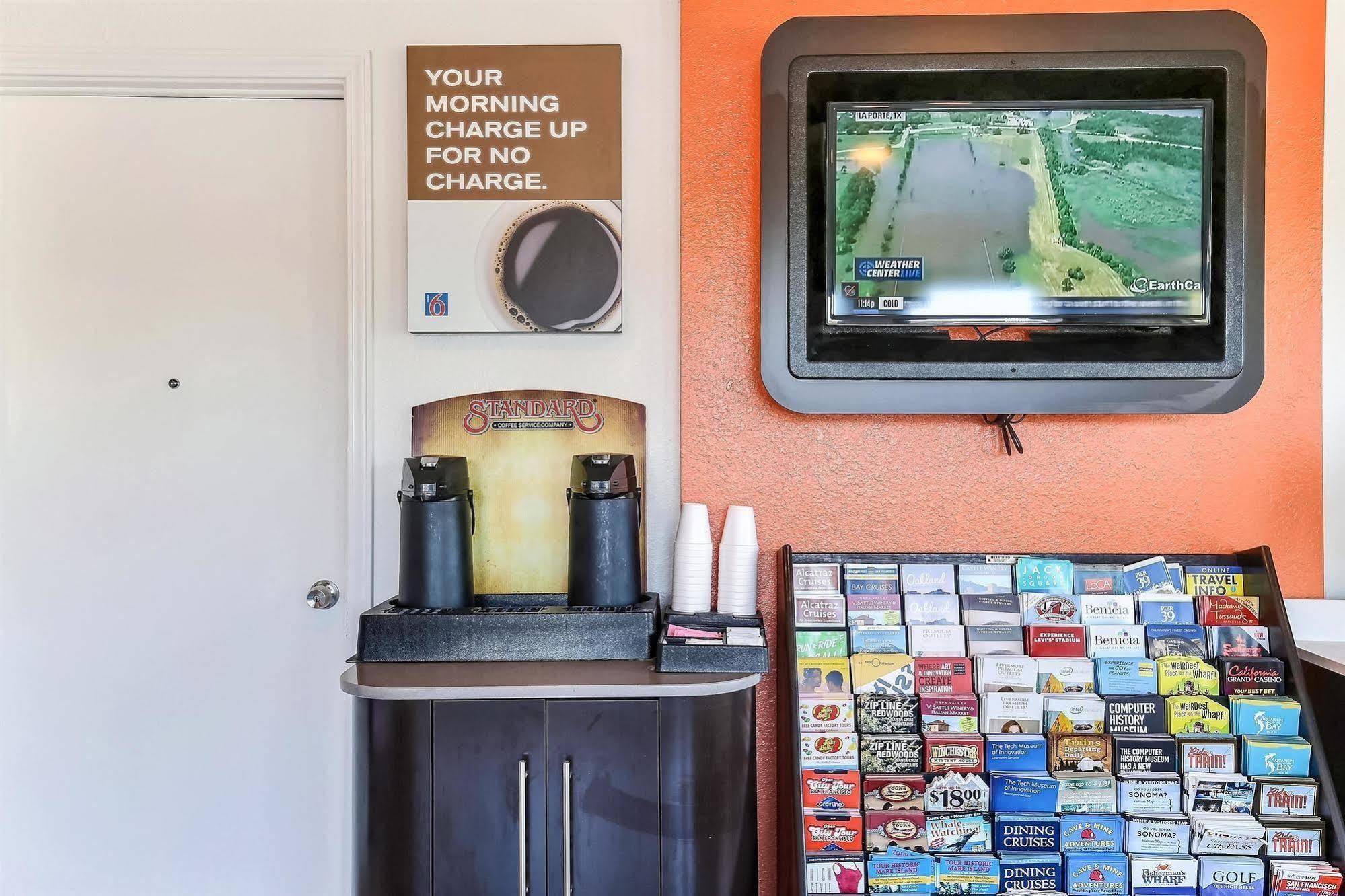 Motel 6-Oakland, Ca - Embarcadero מראה חיצוני תמונה