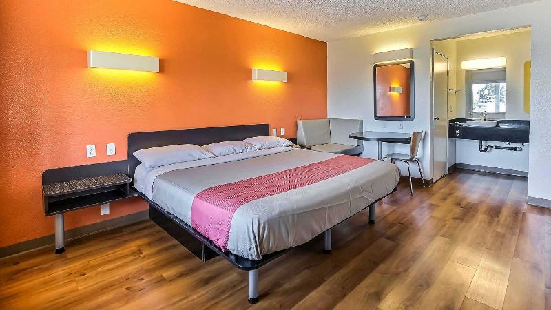 Motel 6-Oakland, Ca - Embarcadero מראה חיצוני תמונה